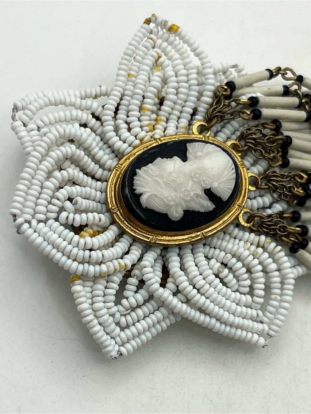 Cameo seed beed tassel oversized brooch pin white gold black vintage